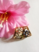 Кольцо для платка "Цветы" золото, эмаль, стразы, 35×23 мм